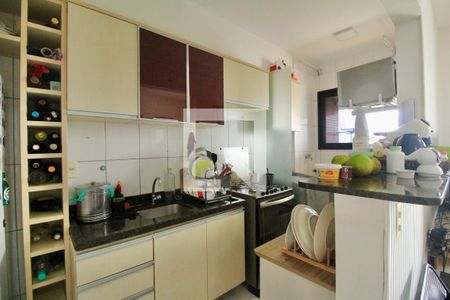 Cozinha e Área de Serviço de apartamento para alugar com 2 quartos, 65m² em Imbuí, Salvador