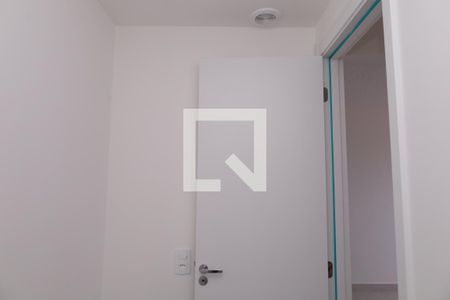 Banheiro de apartamento para alugar com 2 quartos, 32m² em Fazenda Aricanduva, São Paulo