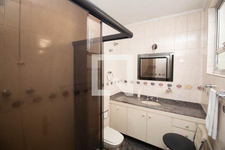 Banheiro de casa à venda com 3 quartos, 160m² em Vila Paiva, São Paulo