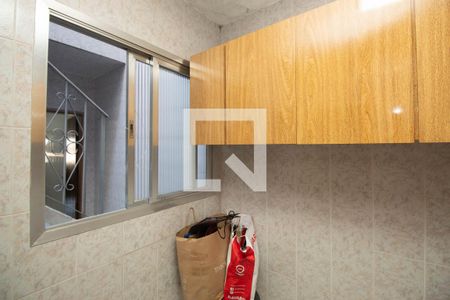 Quarto de Serviço de casa à venda com 3 quartos, 160m² em Vila Paiva, São Paulo