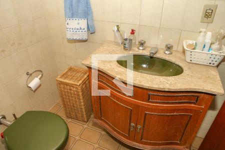 Banheiro Social de casa para alugar com 4 quartos, 220m² em Pompeia, São Paulo