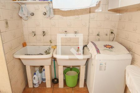 Quintal e Área de Serviço de casa para alugar com 4 quartos, 220m² em Pompeia, São Paulo