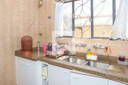 Cozinha de casa para alugar com 4 quartos, 220m² em Pompeia, São Paulo