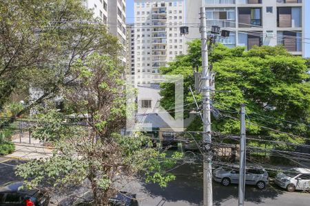 Vista da Suíte 2 de casa para alugar com 4 quartos, 220m² em Pompeia, São Paulo