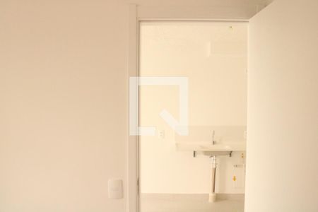 Quarto de apartamento para alugar com 1 quarto, 27m² em Parque Industrial Tomas Edson, São Paulo