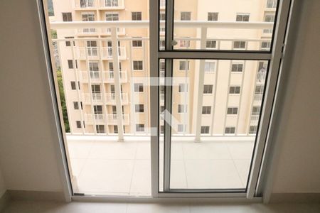 Varanda da Sala de apartamento para alugar com 1 quarto, 27m² em Parque Industrial Tomas Edson, São Paulo