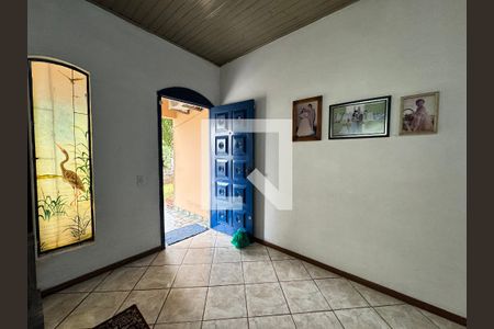 Sala de casa à venda com 3 quartos, 240m² em Scharlau, São Leopoldo
