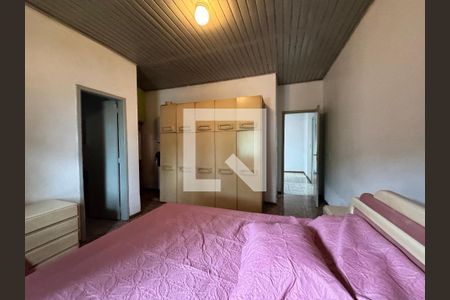 Quarto de casa à venda com 3 quartos, 240m² em Scharlau, São Leopoldo
