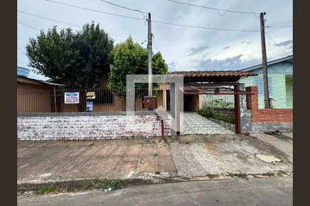 Fachada de casa à venda com 3 quartos, 240m² em Scharlau, São Leopoldo