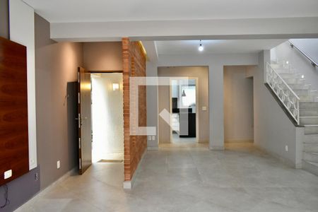 Sala de casa à venda com 3 quartos, 190m² em Mirandópolis, São Paulo