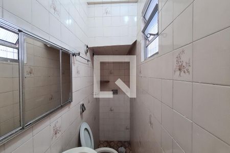 Banheiro da Suíte de casa à venda com 1 quarto, 200m² em Vila Primavera, São Paulo