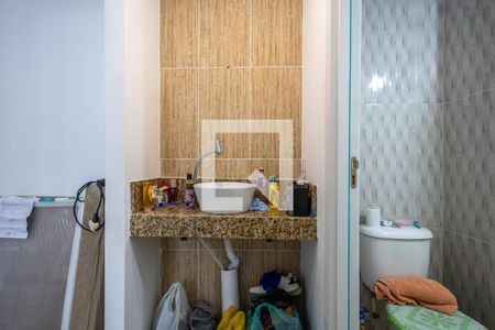 Banheiro de apartamento à venda com 2 quartos, 40m² em São Francisco Xavier, Rio de Janeiro