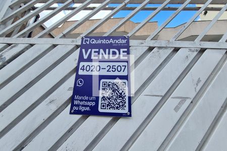 Fachada e placa de casa à venda com 3 quartos, 120m² em Vila Formosa, São Paulo