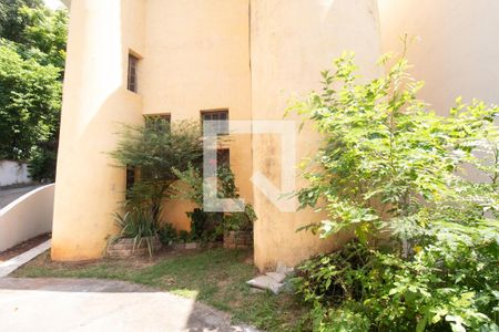 Fachada de casa para alugar com 1 quarto, 110m² em Sumarezinho, São Paulo