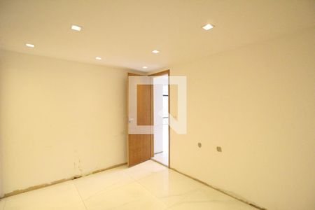 Suíte 1 de casa de condomínio à venda com 5 quartos, 201m² em Taquara, Rio de Janeiro