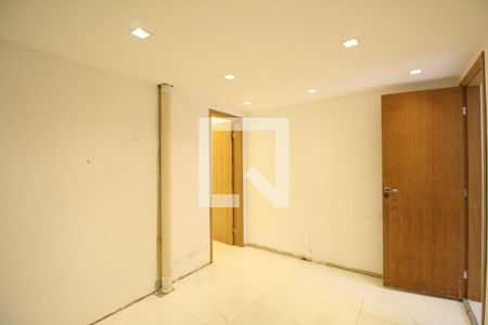 Suíte 1 de casa de condomínio à venda com 5 quartos, 201m² em Taquara, Rio de Janeiro