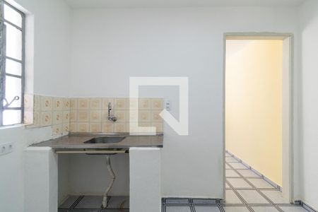 Cozinha de casa para alugar com 1 quarto, 27m² em Vila Campestre, São Paulo