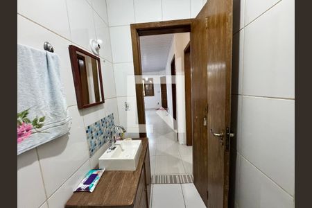 Banheiro de casa à venda com 2 quartos, 80m² em Campina, São Leopoldo
