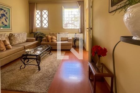 Sala de casa à venda com 3 quartos, 400m² em Serra, Belo Horizonte