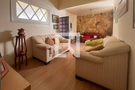 Sala de casa à venda com 3 quartos, 400m² em Serra, Belo Horizonte