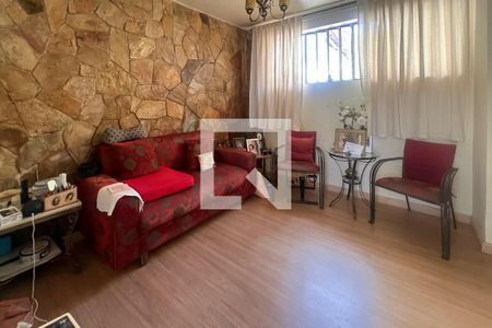 Sala de casa à venda com 3 quartos, 400m² em Serra, Belo Horizonte