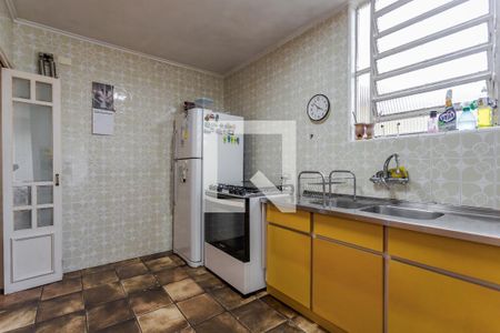Cozinha de casa para alugar com 3 quartos, 588m² em Três Figueiras, Porto Alegre