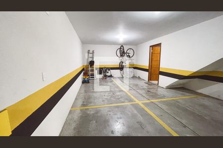 Garagem de casa de condomínio à venda com 3 quartos, 200m² em Santana, São Paulo