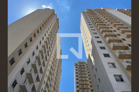 Fachada do Prédio de apartamento para alugar com 1 quarto, 27m² em Parque Industrial Tomas Edson, São Paulo
