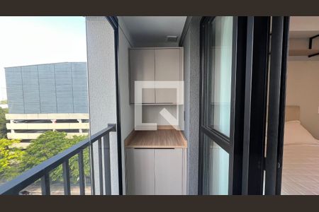Sacada de kitnet/studio para alugar com 1 quarto, 25m² em Pinheiros, São Paulo
