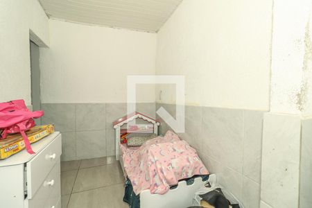 Quarto 2 de casa à venda com 3 quartos, 100m² em Sarandi, Porto Alegre