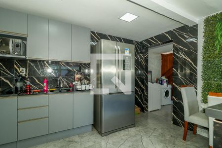 Cozinha de casa à venda com 3 quartos, 100m² em Sarandi, Porto Alegre