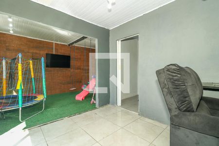 Edícula de casa à venda com 3 quartos, 100m² em Sarandi, Porto Alegre
