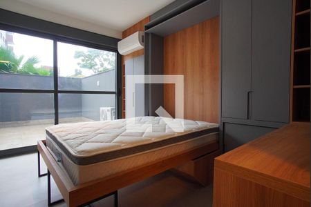 Sala/Quarto de kitnet/studio à venda com 1 quarto, 41m² em Boa Vista, Porto Alegre