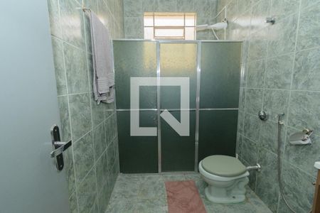 Banheiro Social de casa à venda com 4 quartos, 240m² em Jardim Riacho das Pedras, Contagem