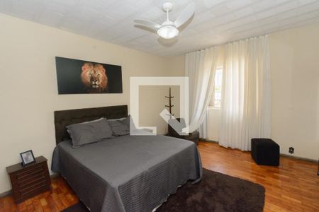 Suíte de casa à venda com 4 quartos, 240m² em Jardim Riacho das Pedras, Contagem