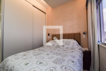 Quarto 1 de apartamento à venda com 2 quartos, 68m² em Icaraí, Niterói