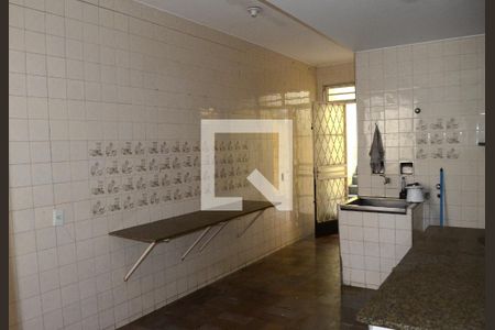 Área de Serviço de casa à venda com 5 quartos, 193m² em Cidade Nova, Belo Horizonte