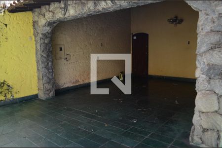 Garagem de casa à venda com 5 quartos, 193m² em Cidade Nova, Belo Horizonte