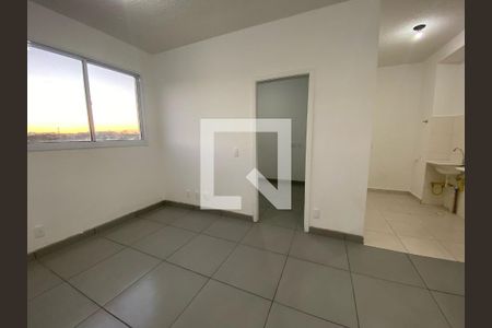 Sala de apartamento para alugar com 2 quartos, 43m² em Vila Sao Paulo, Ferraz de Vasconcelos