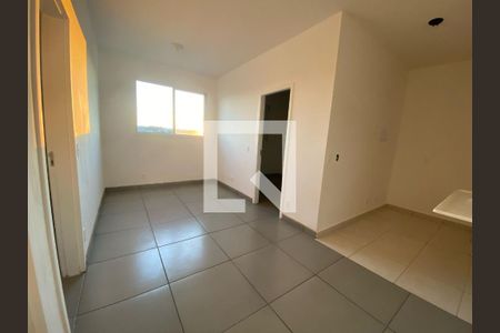 Sala de apartamento para alugar com 2 quartos, 43m² em Vila Sao Paulo, Ferraz de Vasconcelos