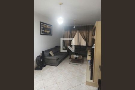 Casa à venda com 4 quartos, 202m² em Vila Cleonice, São Paulo