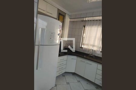 Casa à venda com 4 quartos, 202m² em Vila Cleonice, São Paulo