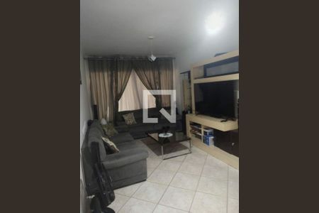 Casa à venda com 4 quartos, 202m² em Vila Cleonice, São Paulo