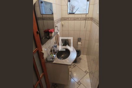 Casa à venda com 4 quartos, 202m² em Vila Cleonice, São Paulo