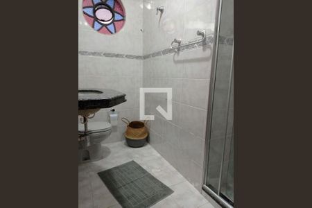 Casa à venda com 4 quartos, 170m² em Jardim Piqueroby, São Paulo