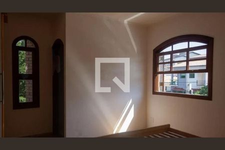 Casa à venda com 3 quartos, 194m² em Jardim Textil, São Paulo