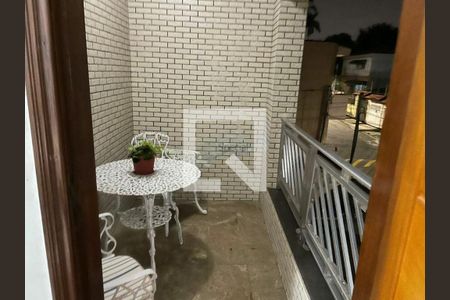 Casa à venda com 4 quartos, 411m² em Vila Santa Isabel, São Paulo