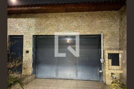 Casa à venda com 4 quartos, 411m² em Vila Santa Isabel, São Paulo
