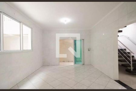 Casa à venda com 3 quartos, 298m² em Vila Carrão, São Paulo