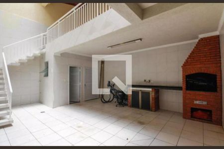 Casa à venda com 3 quartos, 298m² em Vila Carrão, São Paulo